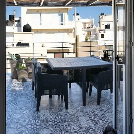 Yasemi Superb Two Floor Apartment Iraklion Buitenkant foto
