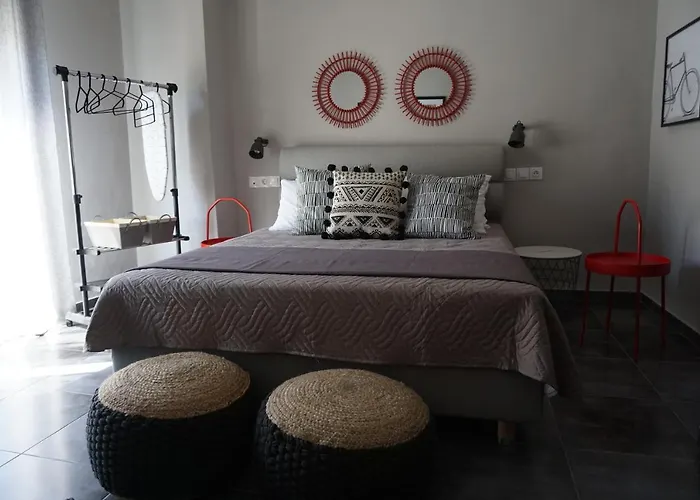 Yasemi Superb Two Floor Apartment