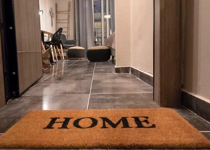 Yasemi Superb Two Floor Apartment